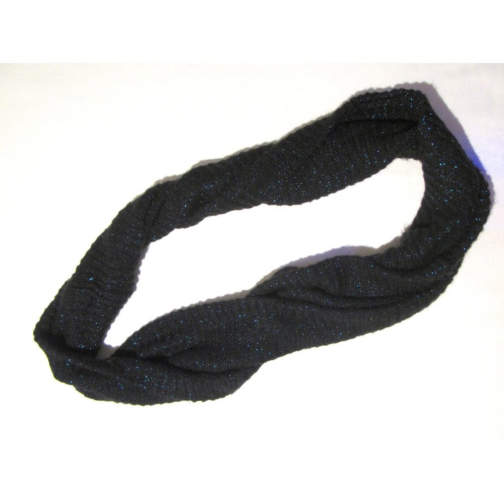 Mossimo Black Infinity Loop Scarf w/ Blue Glitter Warm Cable Knit